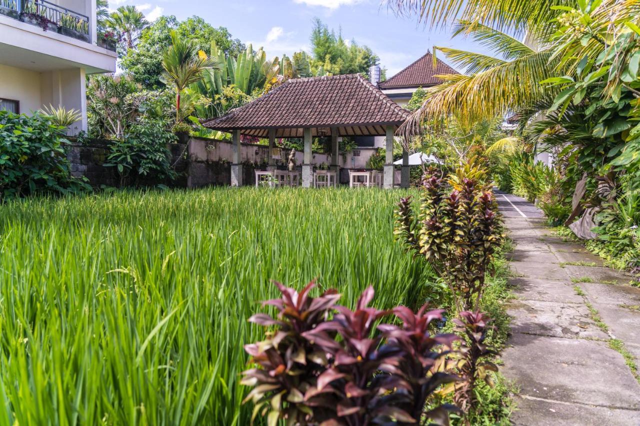 Adi Santia Bungalows Ubud  Bagian luar foto