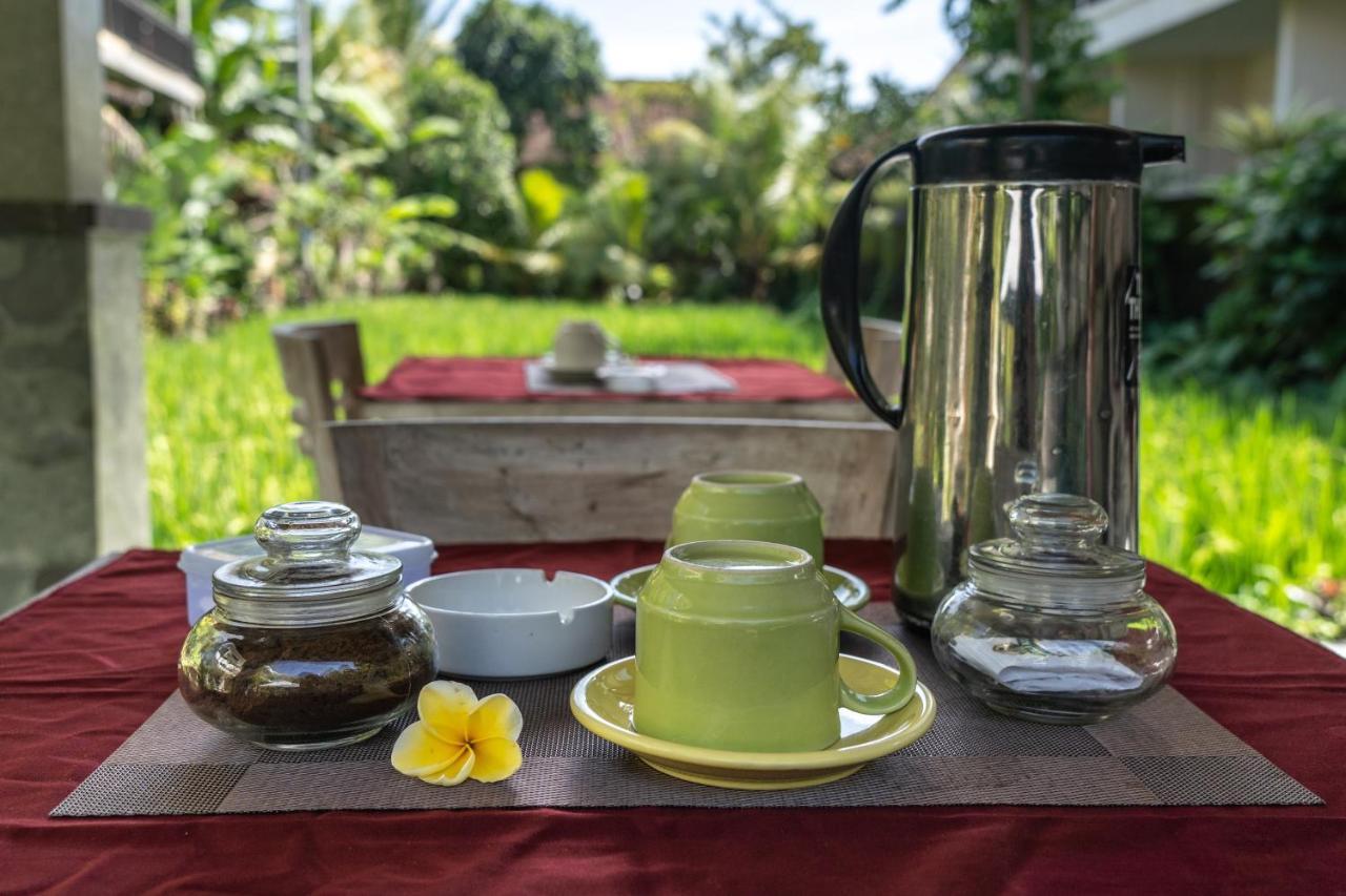 Adi Santia Bungalows Ubud  Bagian luar foto