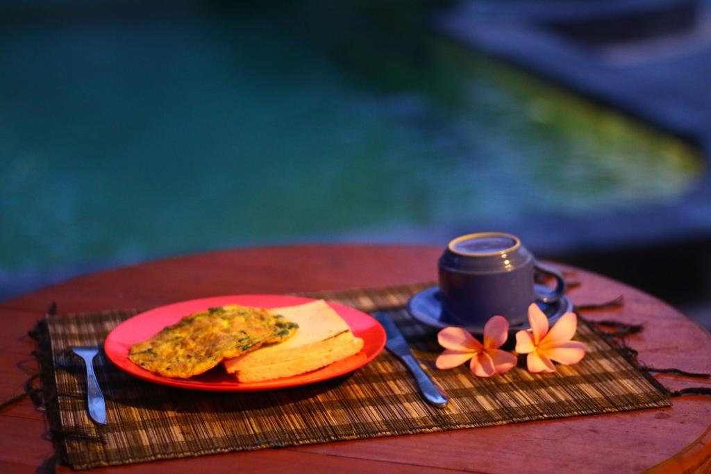 Adi Santia Bungalows Ubud  Bagian luar foto