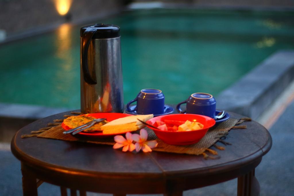 Adi Santia Bungalows Ubud  Bagian luar foto