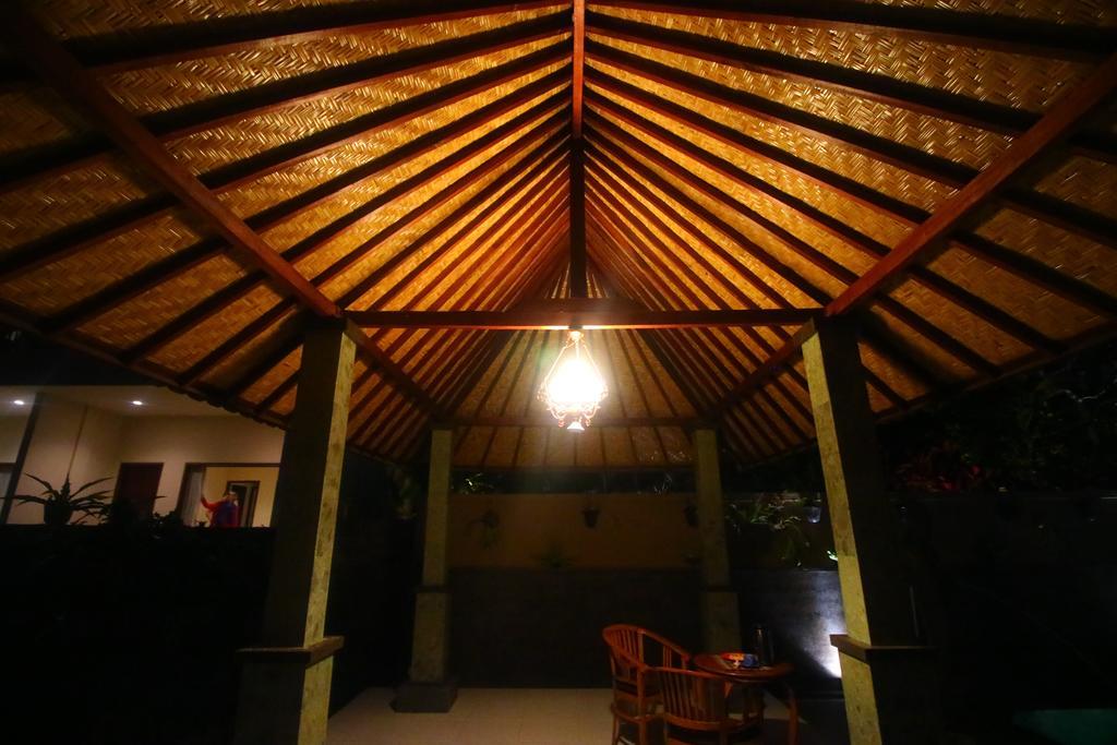 Adi Santia Bungalows Ubud  Bagian luar foto