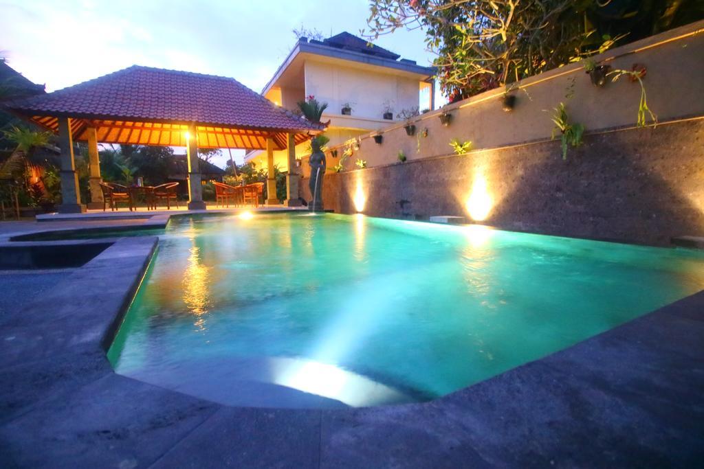 Adi Santia Bungalows Ubud  Bagian luar foto